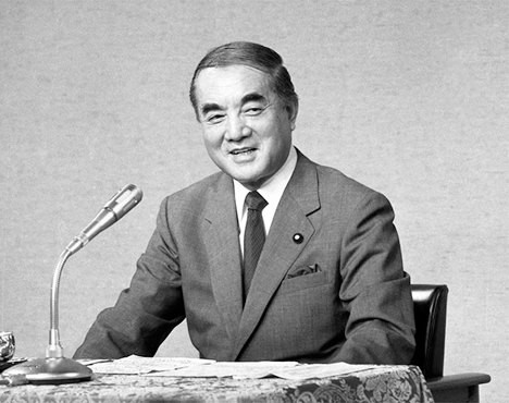 나카소네 야스히로(中曽根 康弘
) 총리(1982.11~1987.11)